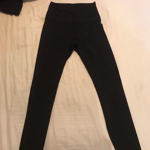 TOTAL STEAL, full length black lulu legging, XS
